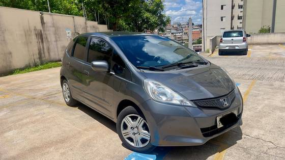 HONDA FIT 1.4 CX 16V FLEX 4P AUTOMÁTICO HONDA FIT 1.4 CX 16V FLEX 4P AUTOMÁTICO
